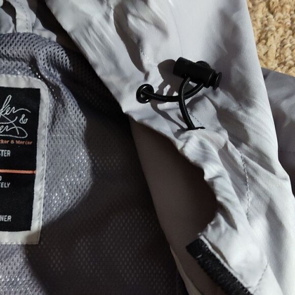 Bleecker & Mercer gray/black windbreaker/raincoat nwt - Picture 5 of 9